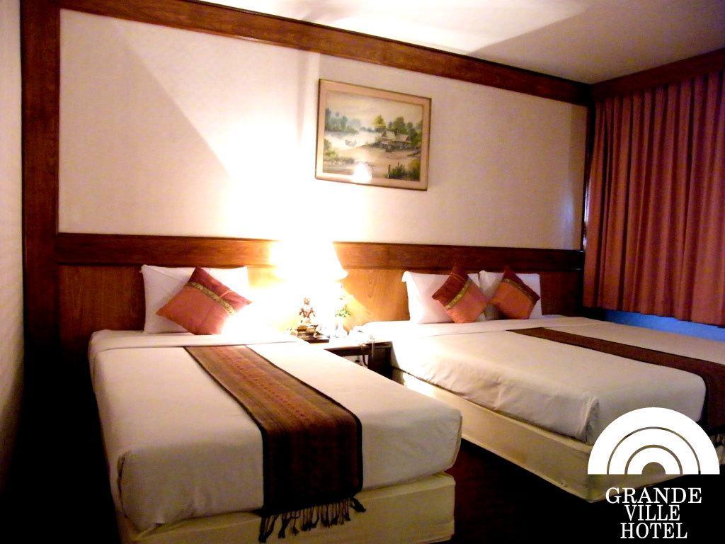 Grande Ville Hotel Bangkok Buitenkant foto